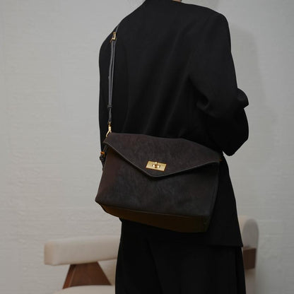 Stylish Urban Envelope Crossbody Bag with Detachable Straps